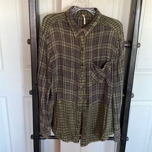 Free People Lyndsy Buttondown, color is Evergreen combo, size XL